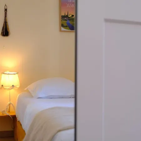 Saint Hilaire - Duplex Au Calme Pour 6 Personnes Apartamento *